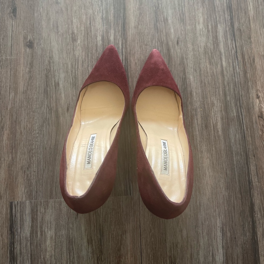 Manolo Blahnik size 6 shoe